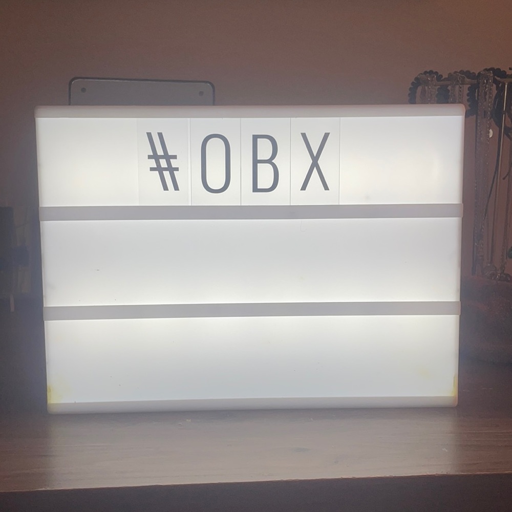 This is a white lettering light.